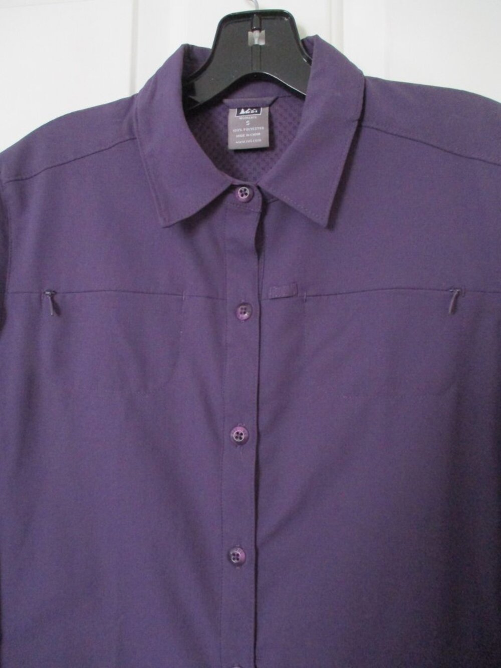 REI Womens L/S Purple Vented Back Zippered Pockets Active Shirt NWOT- Size Small